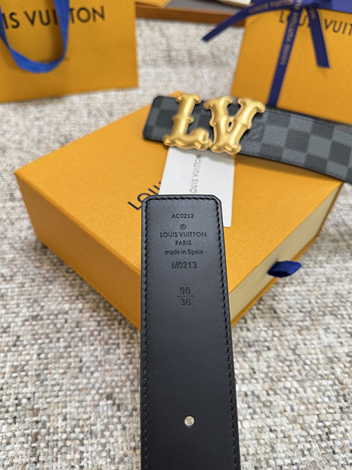 ルイヴィトン PVC レザーソールベルトシリーズ