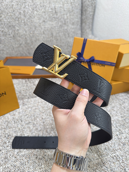 ルイヴィトンスーパーコピー Dimension クラシックな革底ベルト
