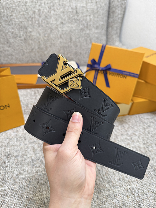 ルイヴィトン クラシックプレーンエンボスシリーズベルト