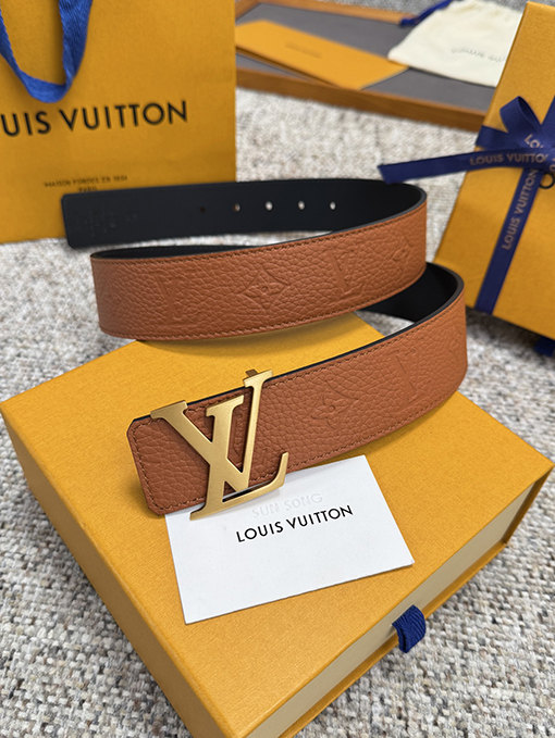 ルイヴィトンコピー クラシックなライチ柄の押しベルト