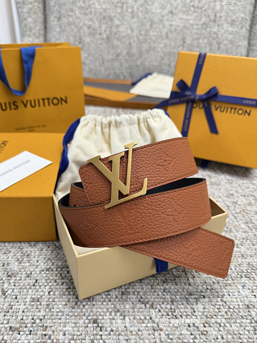 ルイヴィトンコピー クラシックなライチ柄の押しベルト