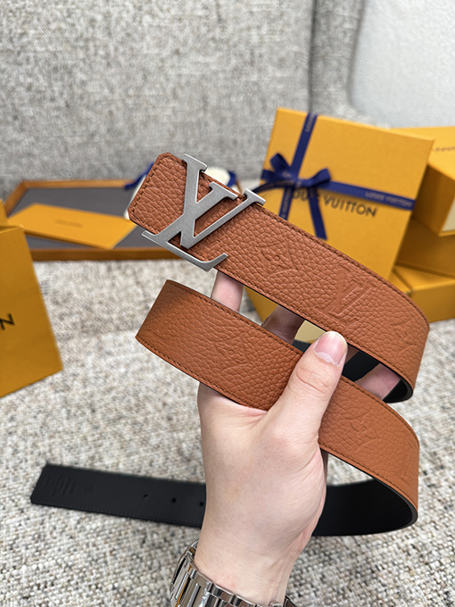 ルイヴィトンコピー クラシックなライチ柄の押しベルト