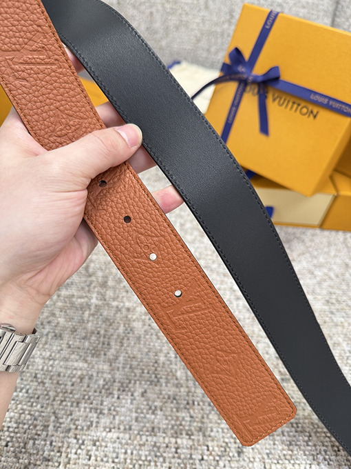 ルイヴィトンコピー クラシックなライチ柄の押しベルト