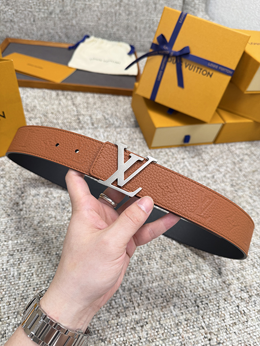 ルイヴィトンコピー クラシックなライチ柄の押しベルト