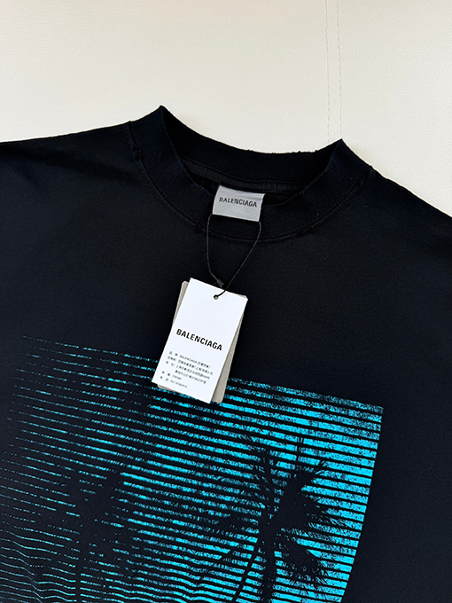 バレンシアガスーパーコピー Balenciaga グラデーションプリント半袖Tシャツ