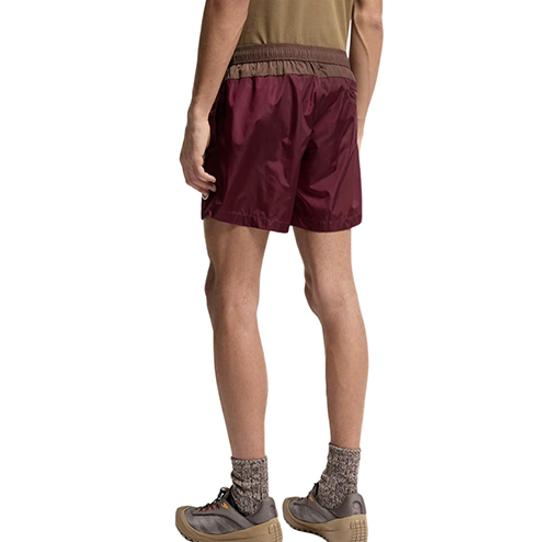 モンクレールブランドスーパーコピー ロゴプリント入りカラーブロックデザインのドローストリング付きカジュアルショーツ