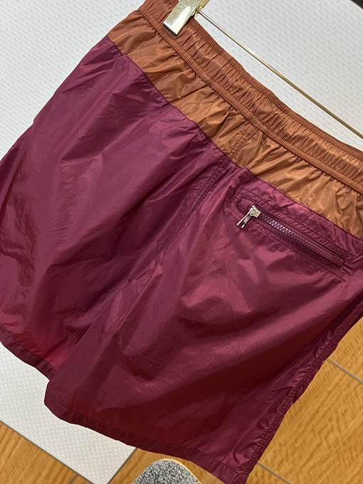 モンクレールブランドスーパーコピー ロゴプリント入りカラーブロックデザインのドローストリング付きカジュアルショーツ