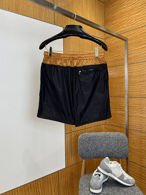 モンクレールブランドスーパーコピー ロゴプリント入りカラーブロックデザインのドローストリング付きカジュアルショーツ