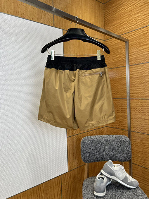 モンクレール カラーブロックのドローストリングショーツ