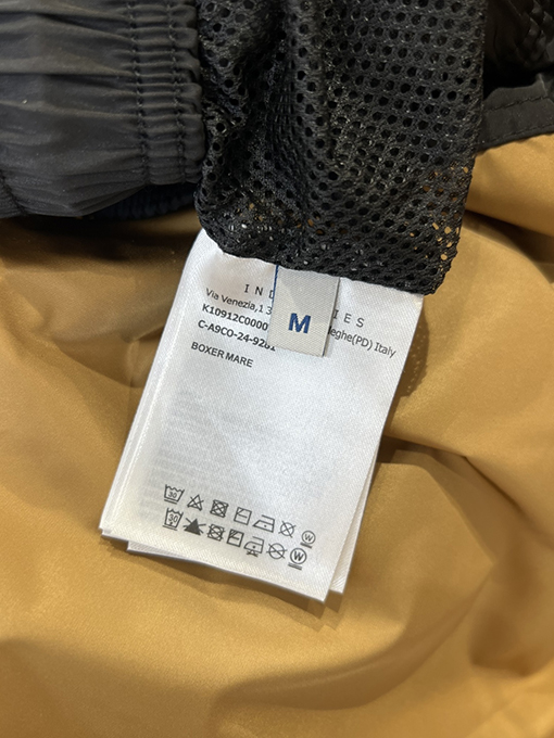 モンクレール カラーブロックのドローストリングショーツ