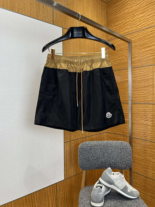 モンクレール カラーブロックのドローストリングショーツ