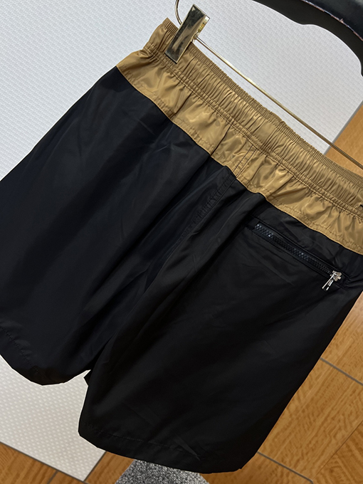 モンクレール カラーブロックのドローストリングショーツ