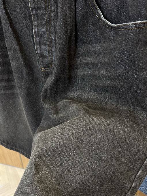 ルイヴィトンスーパーコピー レザーラベル付きダメージをしたウォッシュドデニムショートパンツ