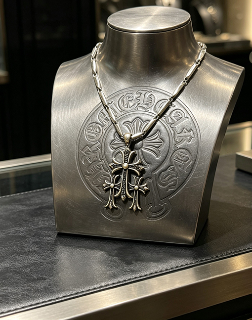 クロムハーツ ブラックダイヤモンド トリプルクロス バンブーチェーン