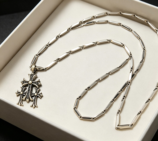 クロムハーツ ブラックダイヤモンド トリプルクロス バンブーチェーン