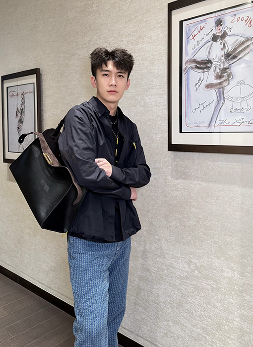 フェンディスーパーコピー ドローストリング付き長袖シャツ