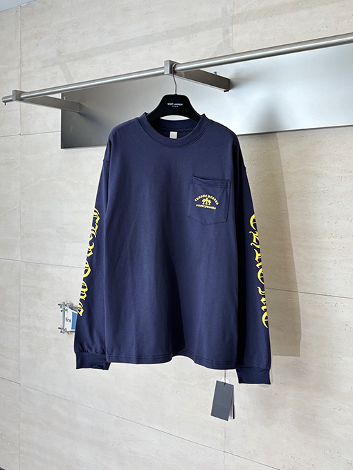 クロムハーツ サンスクリット文字のロゴ入りクロスプリント長袖シャツ