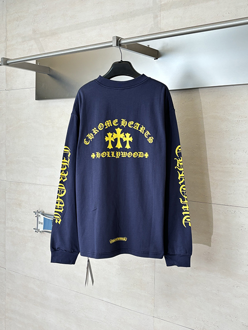 クロムハーツ サンスクリット文字のロゴ入りクロスプリント長袖シャツ