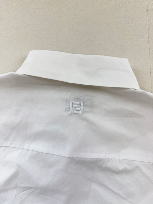 フェンディ ドローストリング付き半袖シャツ