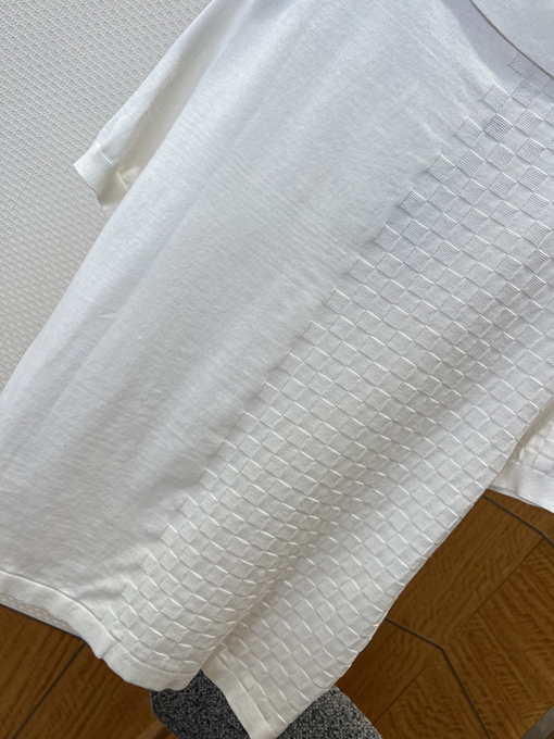 ルイヴィトンコピー チェック柄ジャカードニットの半袖ポロシャツ