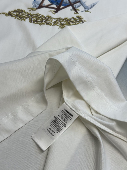 バーバリー ビーチラウンジチェア用クルーネック半袖Tシャツ