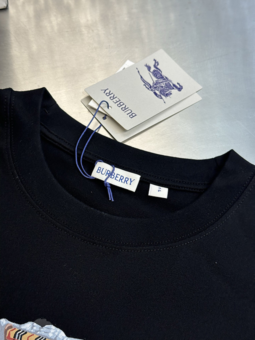 バーバリー ビーチラウンジチェア用クルーネック半袖Tシャツ