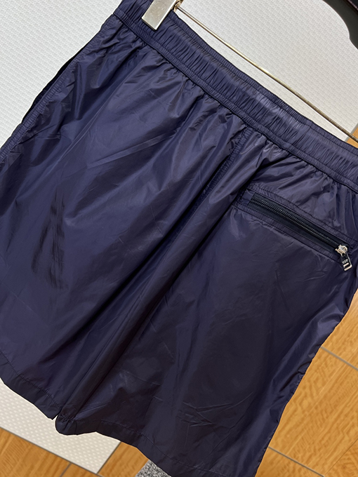 プラダスーパーコピー 三角形のラベルが付いたドローストリング付きカジュアルショーツ