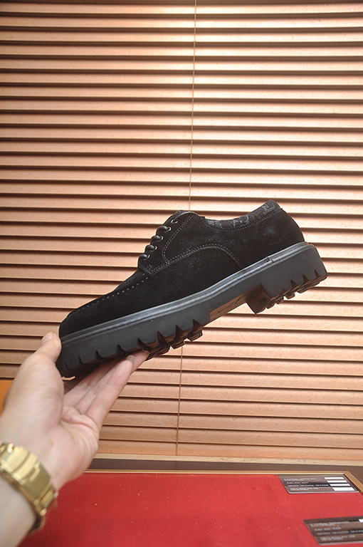 ルイヴィトン ニュークラシックレザーシューズ