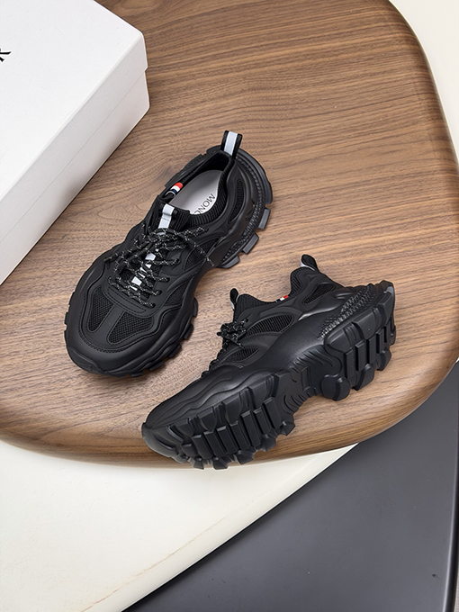 モンクレール プラットフォームダッドシューズ