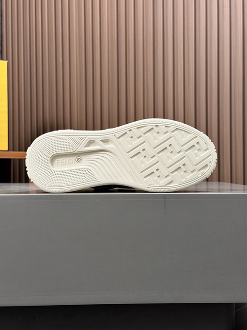 フェンディコピー 新モデルカジュアルスポーツシューズ