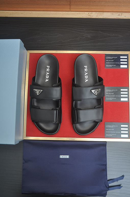 プラダ ニュークラシックブティックスリッパ
