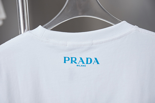 プラダスーパーコピー PRADA 刺繍ロゴ入り半袖Tシャツ