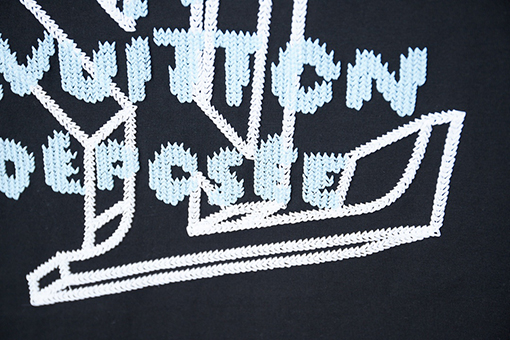 ルイヴィトン LV 新モデル透かし刺繍入り半袖Tシャツ