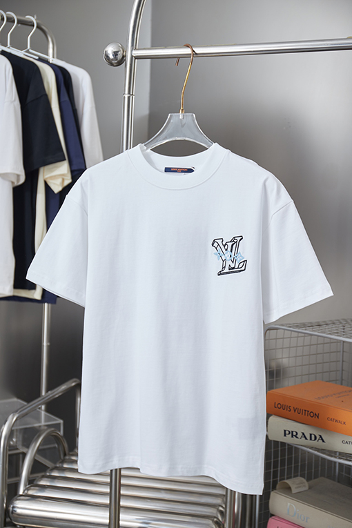 ルイヴィトン LV 新モデル透かし刺繍入り半袖Tシャツ