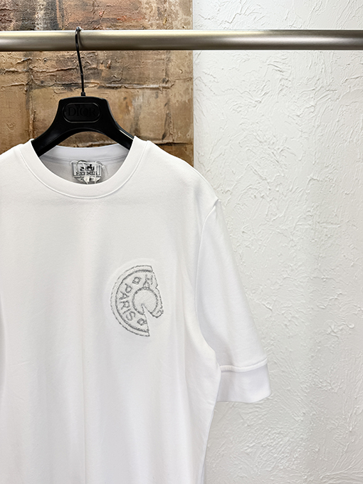 エルメスブランドスーパーコピー Hermes 刺繍アップリケ付き半袖Tシャツ