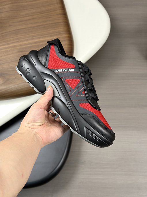 ルイヴィトン 新モデルカジュアルスポーツシューズ
