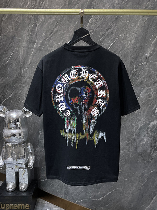 クロムハーツコピー クラシックなカラフルな手描きの蹄鉄の文字がプリントされた半袖Tシャツ
