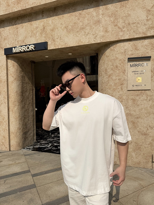 アクネストゥディオズスーパーコピー Acne Studios プリントロゴ入りクルーネック半袖Tシャツ