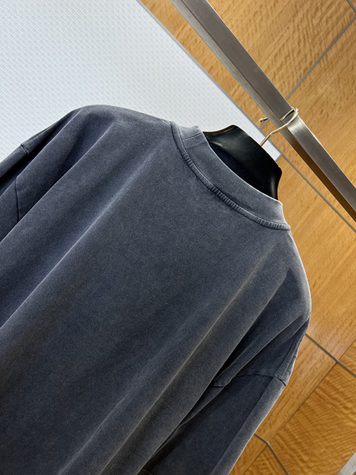 アクネストゥディオズスーパーコピー Acne Studios プリントロゴ入りクルーネック半袖Tシャツ