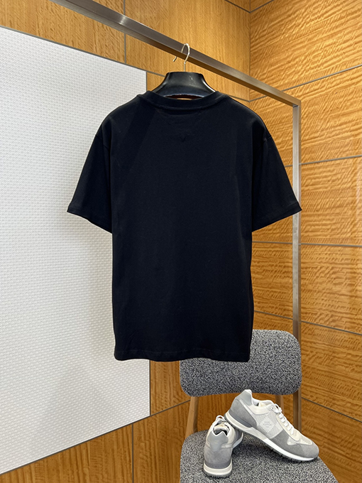 ボッテガヴェネタ ポケット付きクルーネック半袖Tシャツ