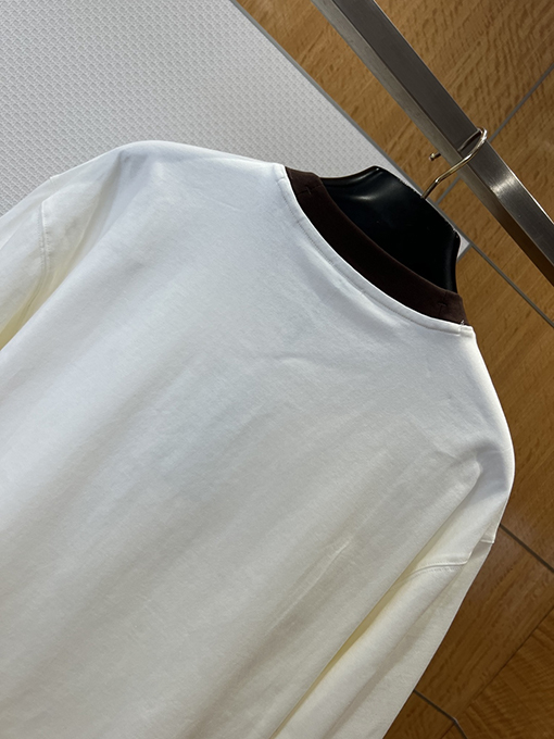 バーバリーコピー BURBERRY デイジーの文字刺繍りクルーネック半袖Tシャツ