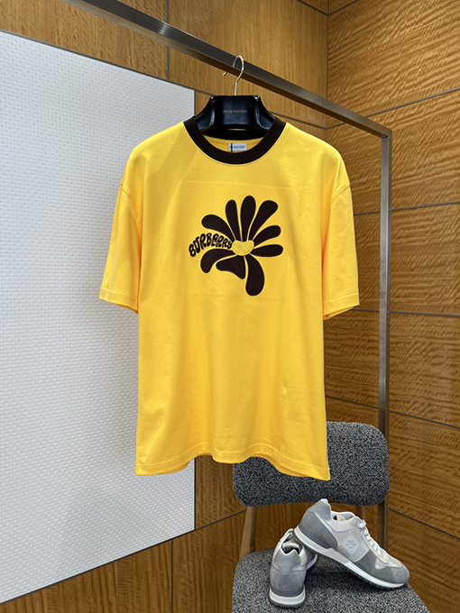 バーバリーコピー BURBERRY デイジーの文字刺繍りクルーネック半袖Tシャツ