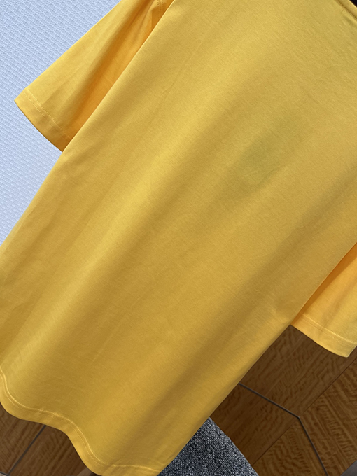 バーバリーコピー BURBERRY デイジーの文字刺繍りクルーネック半袖Tシャツ