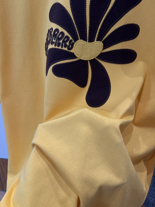 バーバリーコピー BURBERRY デイジーの文字刺繍りクルーネック半袖Tシャツ