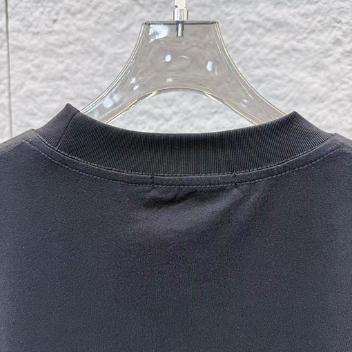 ロエベスーパーコピー LOEWE 新作タッセル刺繍入り半袖Tシャツ