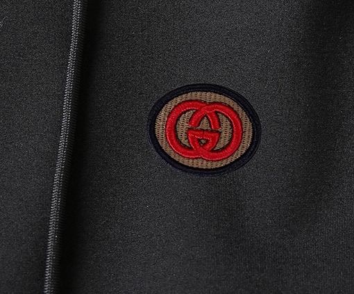 グッチコピー Gucci 新モデル人気のフード付きジップアップスウェットシャツとパンツのセット