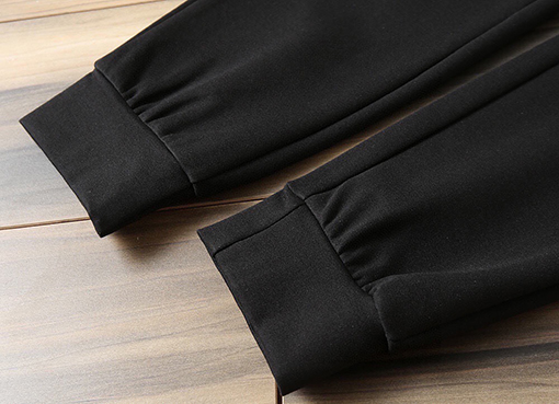 グッチコピー Gucci 新モデル人気のフード付きジップアップスウェットシャツとパンツのセット