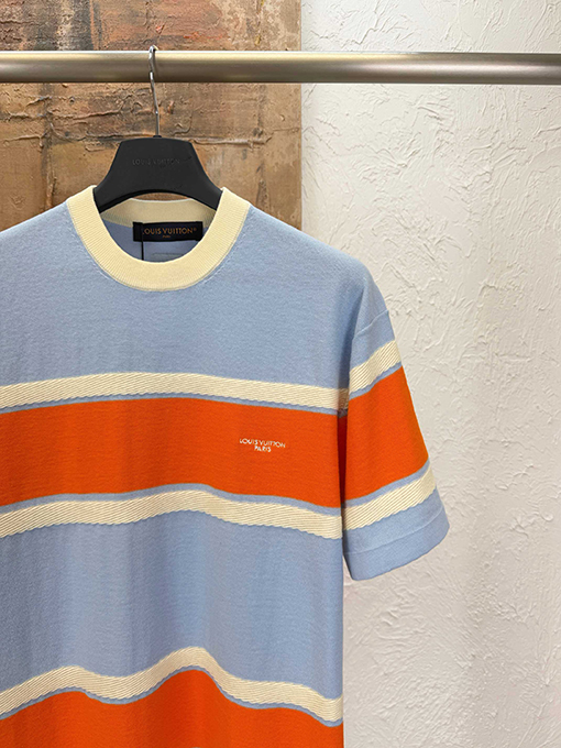 ルイヴィトンコピー LOUIS VUITTON ストライプ刺繍入り半袖Tシャツ