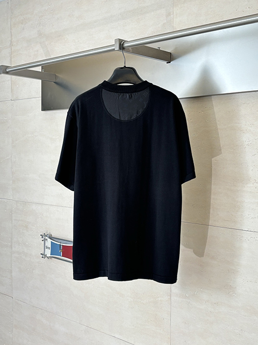 ルイヴィトンコピー Monogram ナイロンポケット付きニット半袖Tシャツ