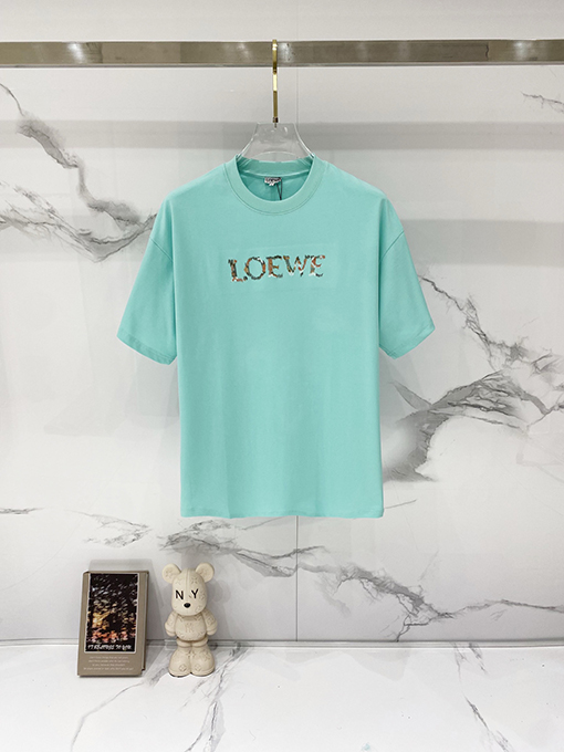 ロエベスーパーコピー LOEWE 胸にブランドのレインボーレターロゴが刺繍された半袖Tシャツ